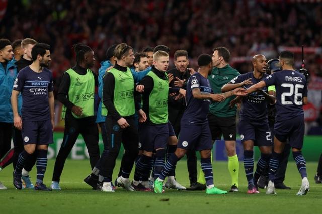 纳帅：施洛特贝克的脚肿了；萨内在欧冠和土超的数据有所提升