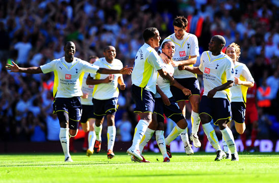 东契奇调侃里夫斯：他打得像是顶级球星，这是我最后一次夸他