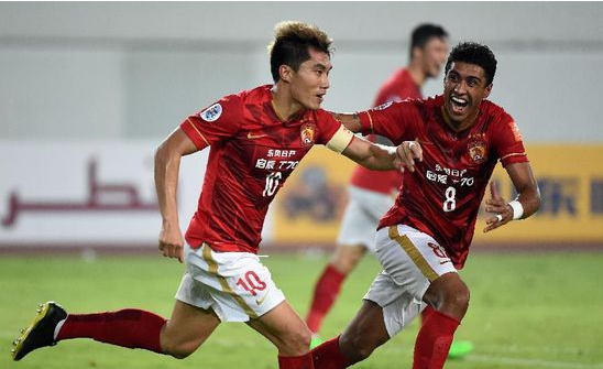 利物浦vs毕尔巴鄂竞技：萨拉赫、维尔茨首发，索博斯洛伊出战