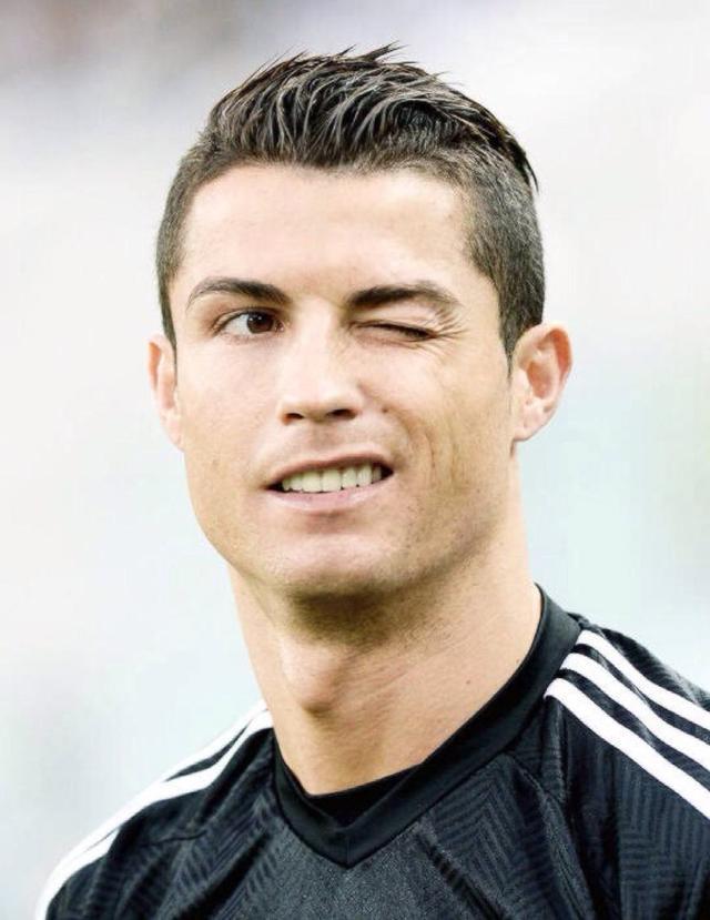 2-1,21岁英格兰新星绝杀,42岁德罗西率队胜乌迪内斯,迎意甲2连胜