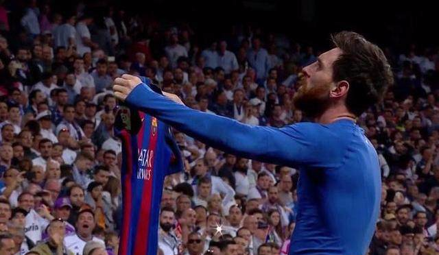 何宇鹏纪念捧杯： 一整季的重量都化为光芒，只为这一次触碰